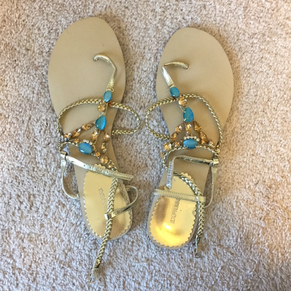Express sandals size 10